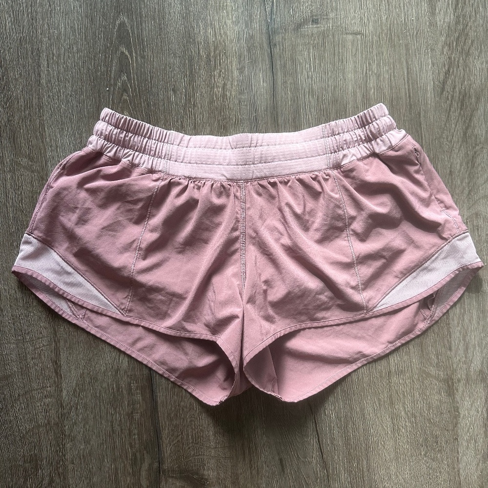 Lululemon Womens Hotty Hot Shorts II 2.5" Running Lined Size 8